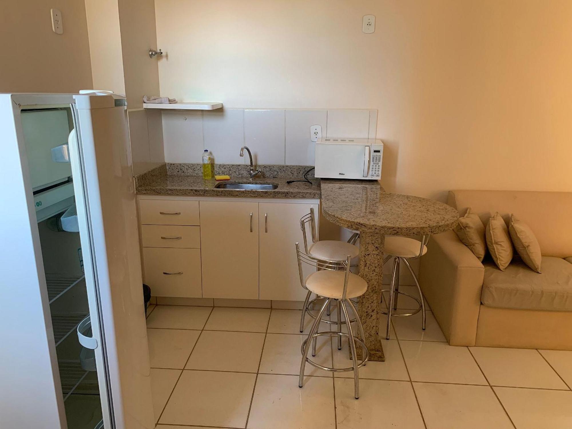 卡达斯诺瓦斯Toulon Flat Service公寓 外观 照片